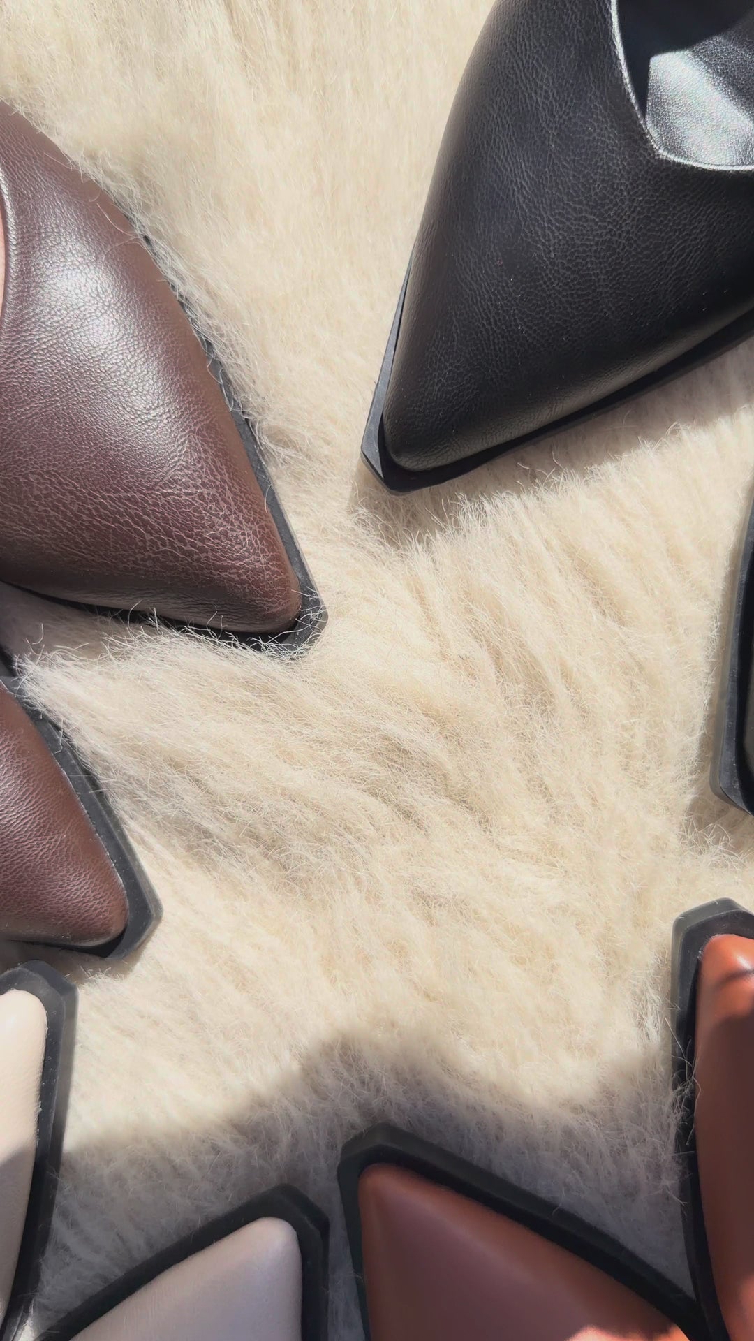 Galye Siyah Cilt Topuklu Ayakkabı